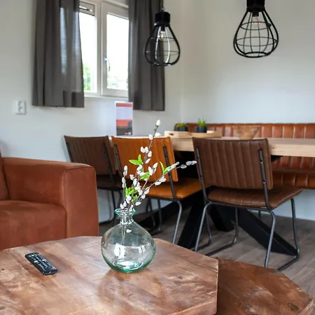 Veluwelodge Xl With Hot Tub 6 Persons * Voorthuizen