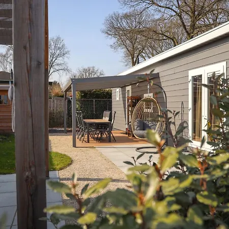 Veluwelodge Xl With Hot Tub 6 Persons * Voorthuizen