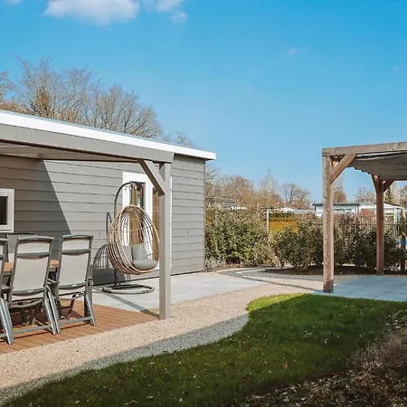 Kamp alanı Veluwelodge Xl With Hot Tub 6 Persons *