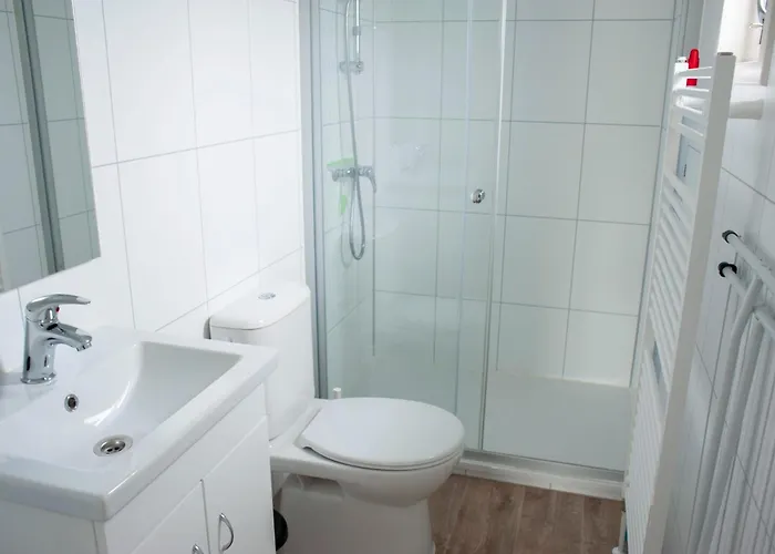 Veluwelodge Xl With Hot Tub 6 Persons