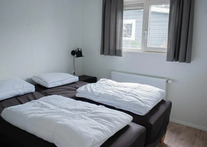 Kamp alanı Veluwelodge Xl With Hot Tub 6 Persons *