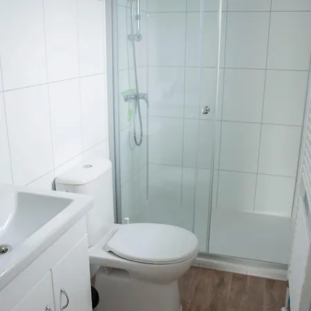 Veluwelodge Xl With Hot Tub 6 Persons