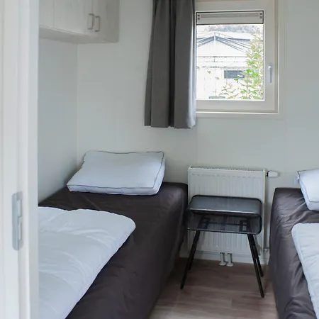 Veluwelodge Xl With Hot Tub 6 Persons Kemping Voorthuizen